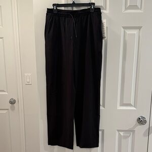 NWT Lululemon Black Straight Leg Mid-Rise Pant Luxtreme Drawstring Size Medium